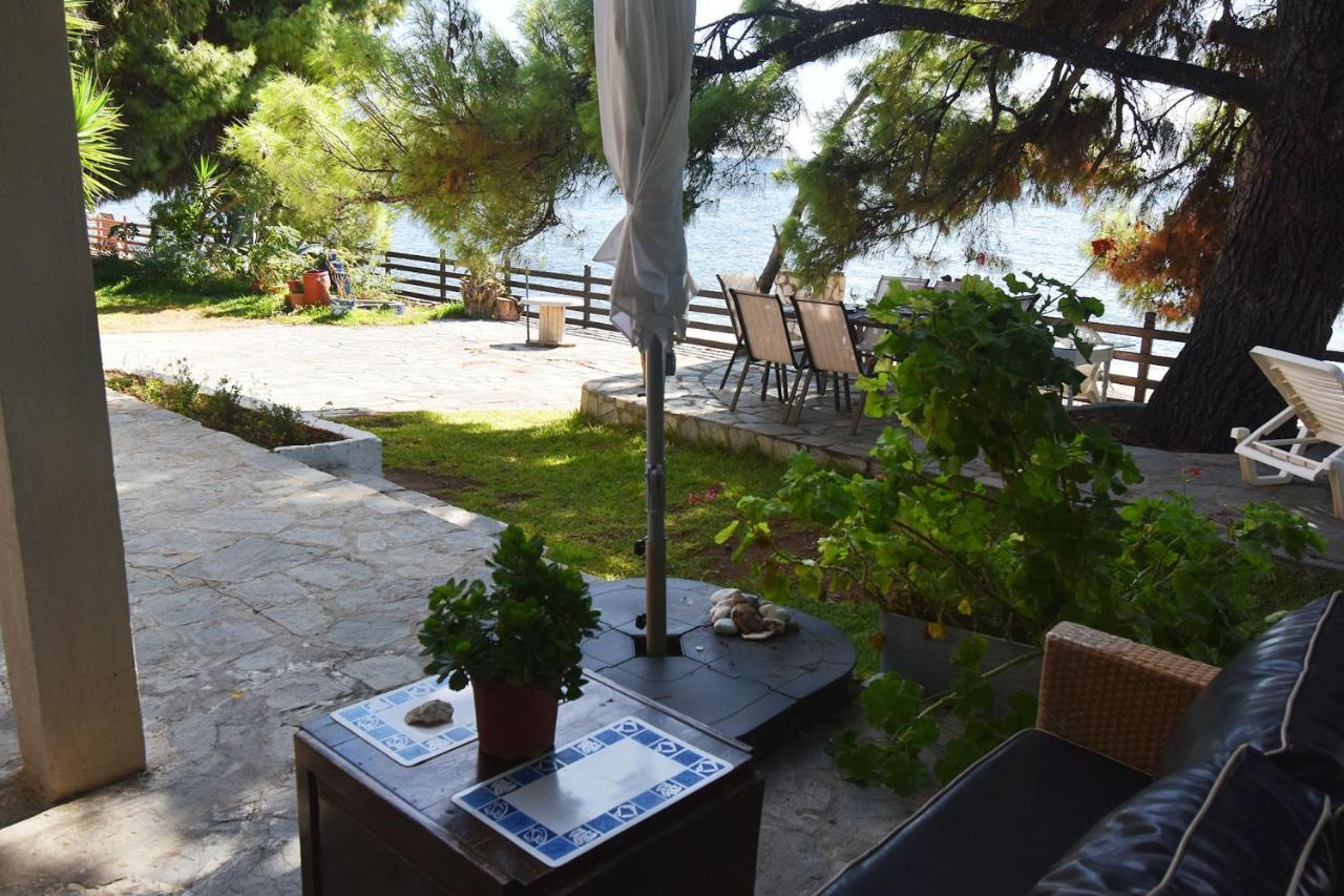 Barlee Beach Front House, Metamorfosi Luaran gambar